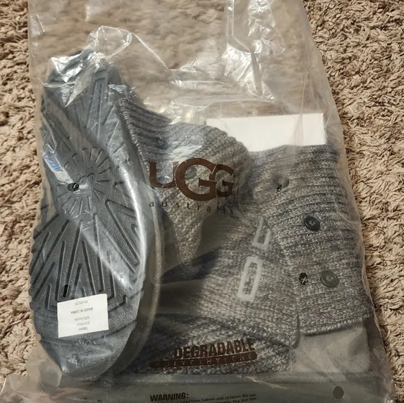 UGG Classic Cardy Boot Women's 10 NEW