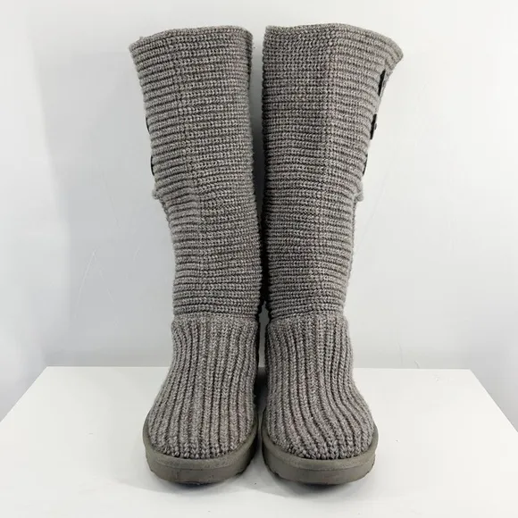 UGG Classic Cardy Sweater Knit Grey Boots Convertible Size 9