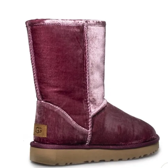 UGG | Classic Short II Velvet Bougainvillea Boots