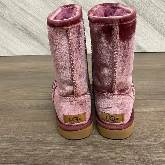 UGG | Classic Short II Velvet Bougainvillea Boots