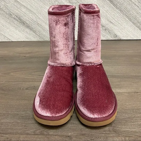 UGG | Classic Short II Velvet Bougainvillea Boots