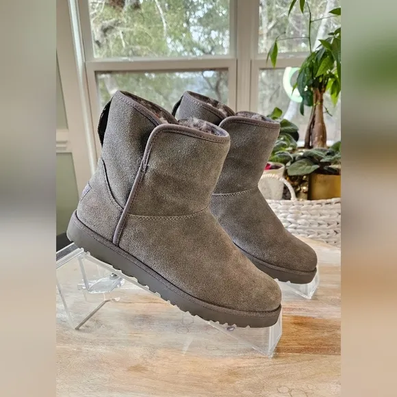UGG Cory II Short Bootie Grey Size 6