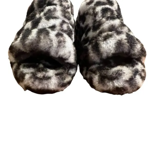 UGG Fluff Yeah Sheepskin Slides in Panther Print Size 7​​​​​