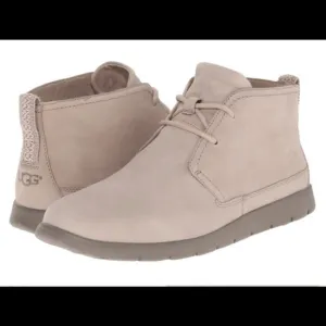 UGG | Freamon Capra Chukka Boot in Taupe Leather