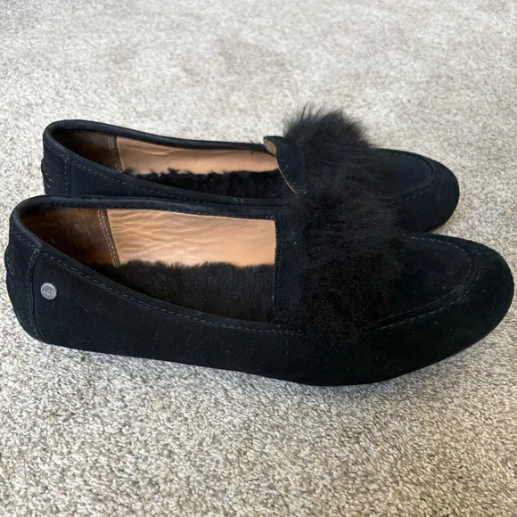 Ugg - Kaley Wisp Women`s Fur Detail Suede Loafers - Black - Size 10