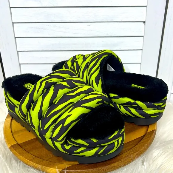UGG l Maxi Tiger Print Chunky Platform Slide Sandal Key Lime New! Size 10