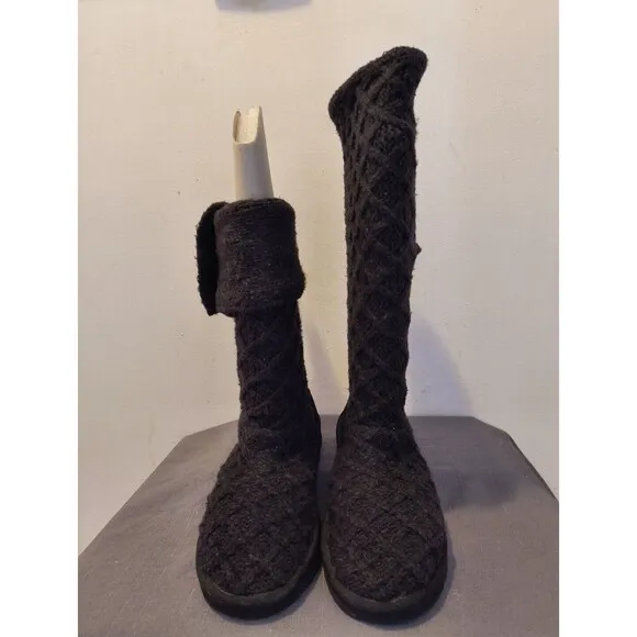 UGG Lattice Cardy Tall Cable Knit Sweater Black Boots Womens US Size 8 1016557