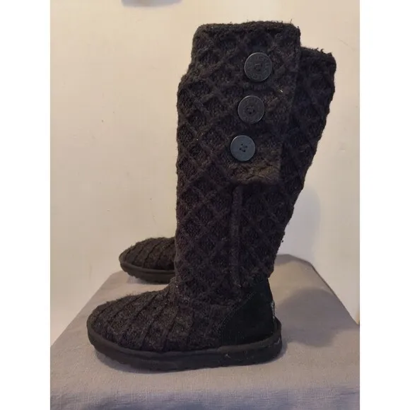 UGG Lattice Cardy Tall Cable Knit Sweater Black Boots Womens US Size 8 1016557