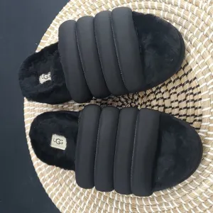 UGG Maxi Slides Slip-on Comfort Black Size 8