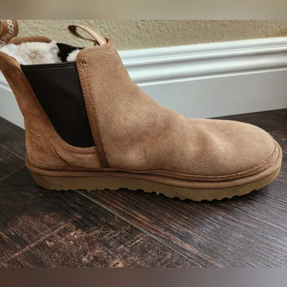 UGG Neumel Chelsea Men's Classic Boots Chestnut Brown Size 13 USED CONDITION