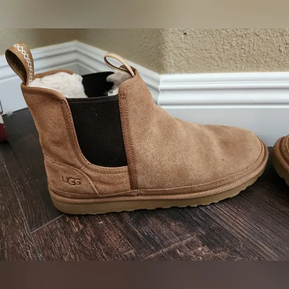 UGG Neumel Chelsea Men's Classic Boots Chestnut Brown Size 13 USED CONDITION