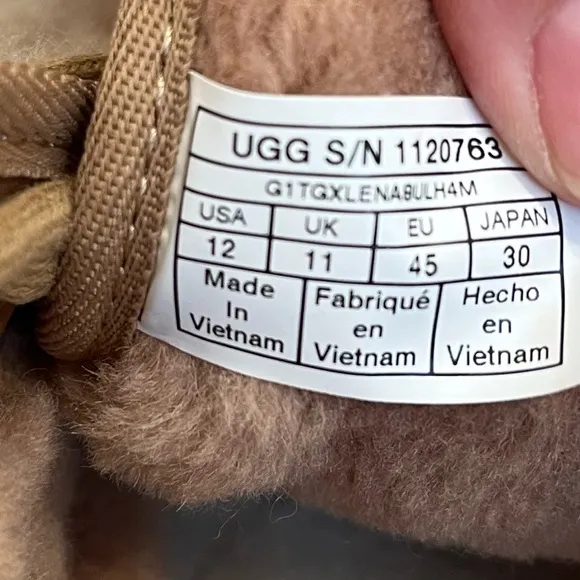 UGG Neumel Cozy Chesnut Ankle Boots Men’s 12