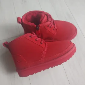 UGG PLUSH NEW Neumel II Chukka Boot Samba Red