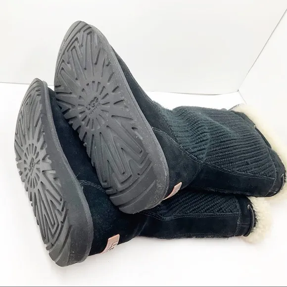 {UGG} Suburb Suede Knit Boots