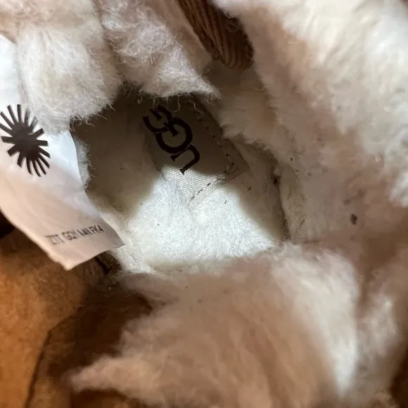 UGG Toddler Neumel II Chucka Brown Boots 6