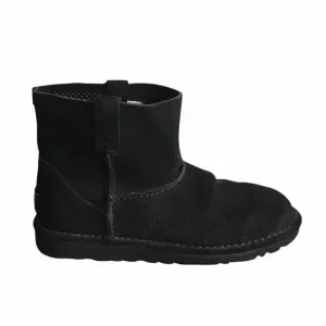 UGG Women’s Classic Unlined Mini Perf Ankle Boots Black Suede 8
