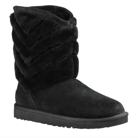 UGG‎ WOMEN'S TANIA CLASSIC SHORT SHEARLING SUEDE WINTER BOOTS BLACK SZ 6