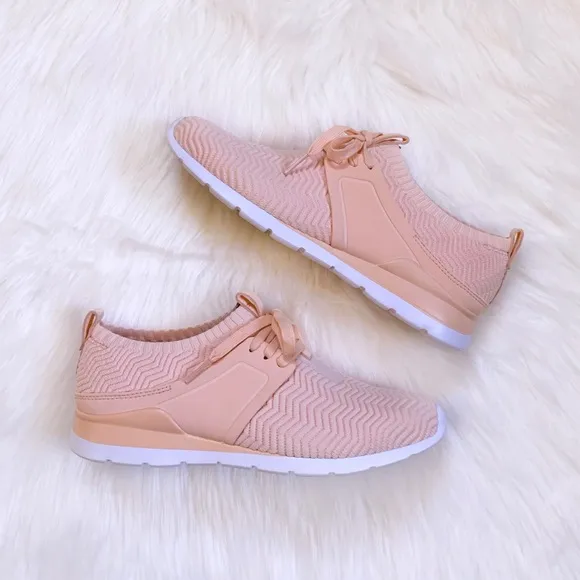 UGG Women’s Willows Sneakers In Peach Fuzz
