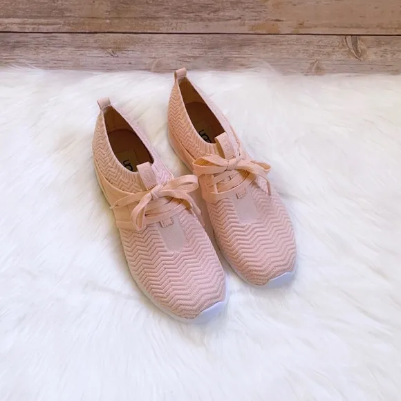 UGG Women’s Willows Sneakers In Peach Fuzz