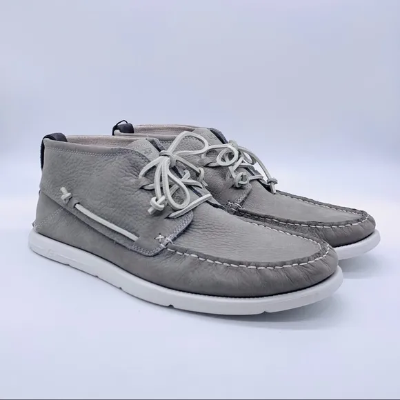 UGGs Men’s Beach Moc chukka Gray Boots