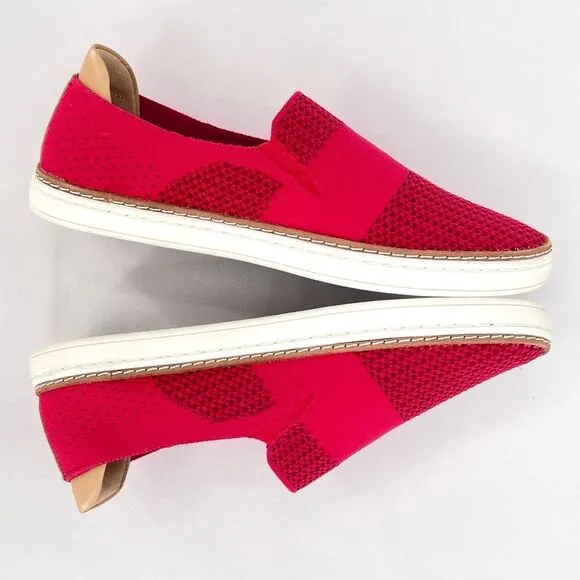 UGG Sammy Trainer Red Pepper Knit Lightweight Mesh Slip On Sneakers Size 8