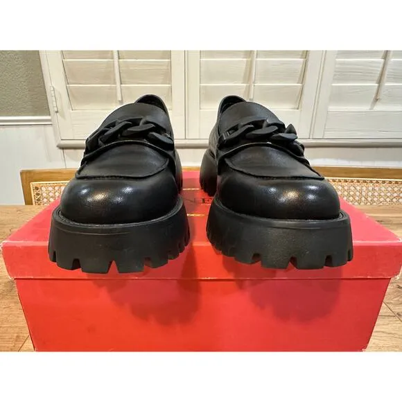 Vaneli Womens Zefiro Black Leather Loafers Size 7.5 Narrow NIB Link Chain Accent