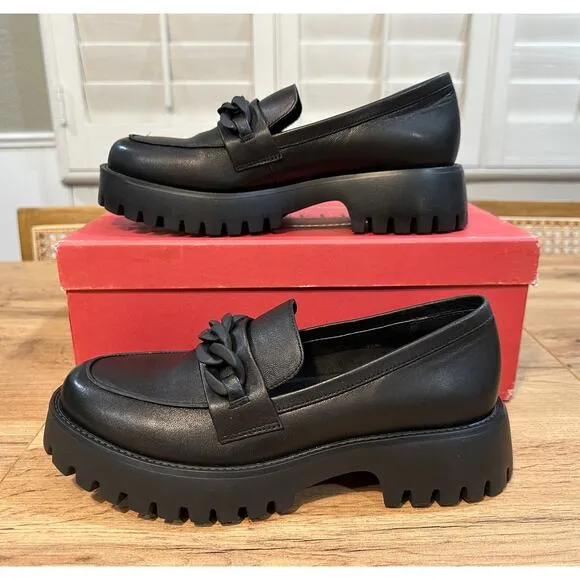 Vaneli Womens Zefiro Black Leather Loafers Size 7.5 Narrow NIB Link Chain Accent