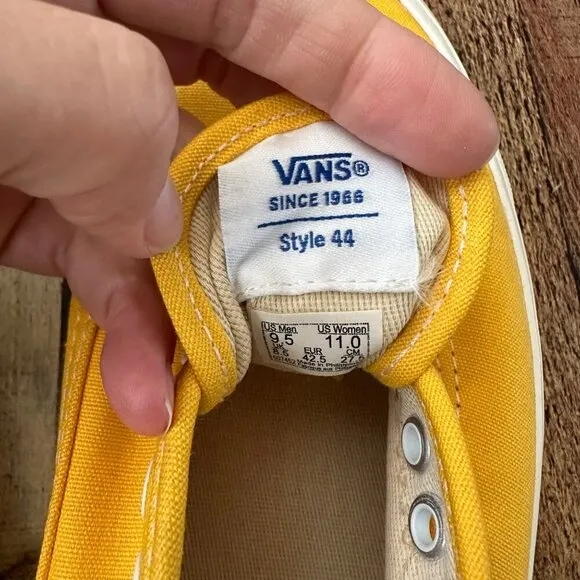 Vans Authentic 44 Dx Yellow Canvas Surfer Sneakers Size Mens 9.5/Womens 11