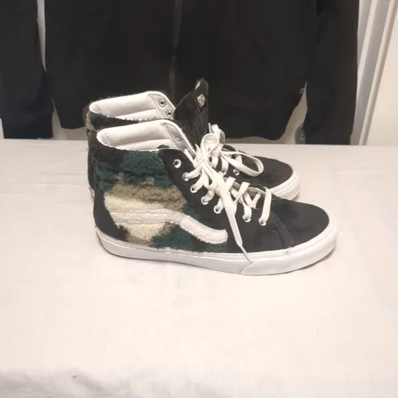 Vans Camo Sherpa Sk8 HiTop Adult Unisex 8.5M/10W