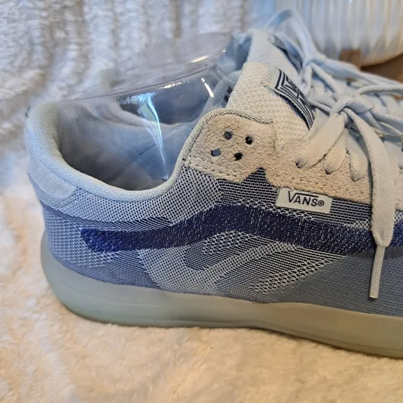 VANS Ultimate Waffle Translucent Delicate Blue Skate Shoes Sneakers Men's Sz 8