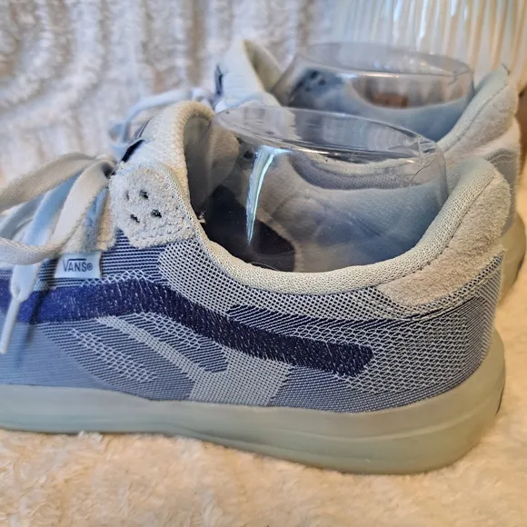 VANS Ultimate Waffle Translucent Delicate Blue Skate Shoes Sneakers Men's Sz 8