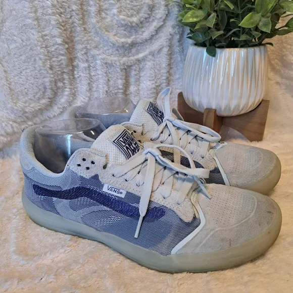 VANS Ultimate Waffle Translucent Delicate Blue Skate Shoes Sneakers Men's Sz 8