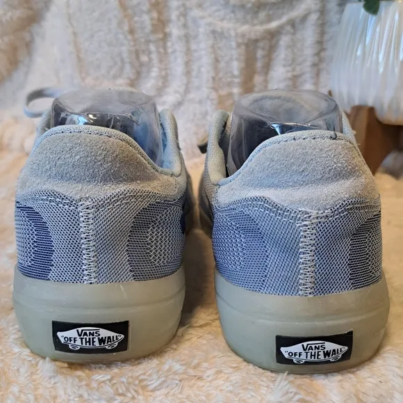 VANS Ultimate Waffle Translucent Delicate Blue Skate Shoes Sneakers Men's Sz 8