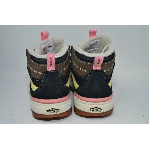 VANS Ultrarange Exo Hi Water Repellent Shoe Sherpa Lined Boots Womens 8.5 mens 7