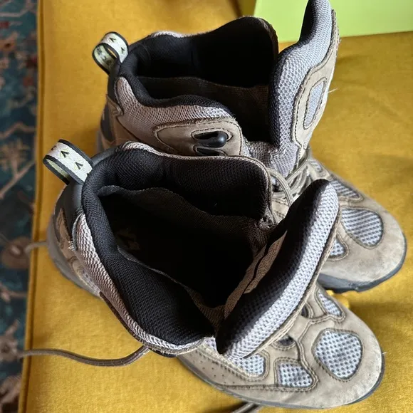 Vasque Tan and Black High-Top Hiking Boots with Rugged Design