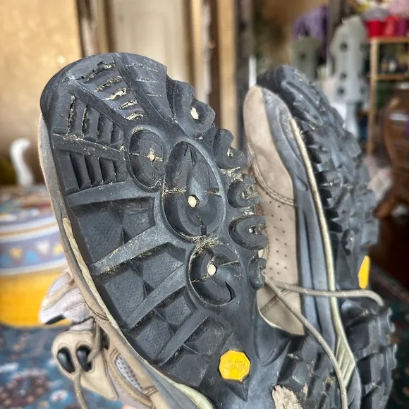 Vasque Tan and Black High-Top Hiking Boots with Rugged Design