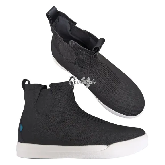 Vessi Weekend Chelsea Mens 12 Asphalt Black White Dyma-Tex Waterproof Knit Boot