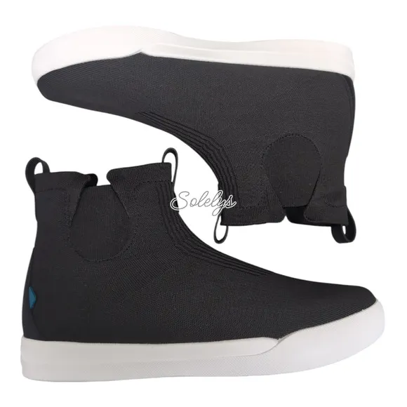 Vessi Weekend Chelsea Mens 12 Asphalt Black White Dyma-Tex Waterproof Knit Boot