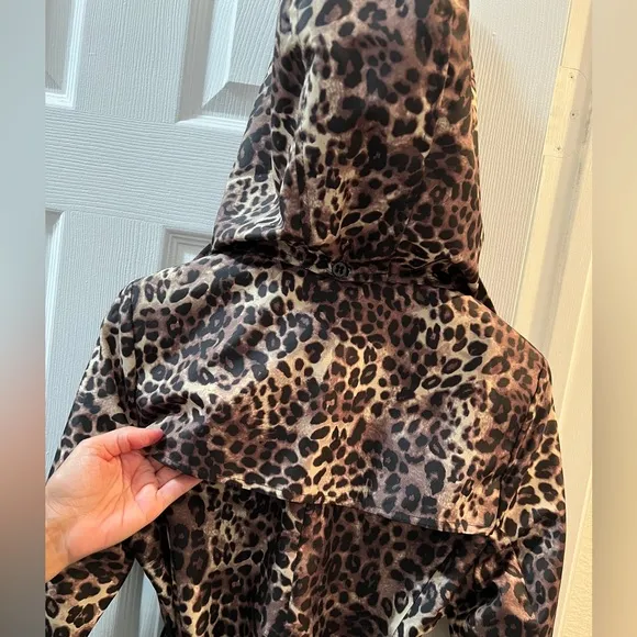 Via Spiga Italia Leopard Peplum Tie Waist Lightweight Raincoat Removable Hood