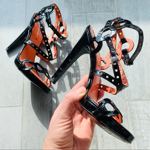 Via Spiga Patent Leather Strapped Heels Open Toe 2-color