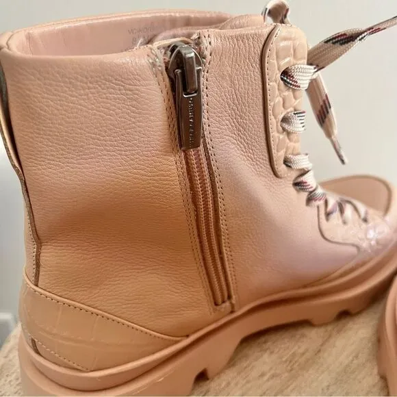 Vince Camuto Padded Insole Lug Lace Up Ankle Boots in Pink Sz 8.5 NWOB