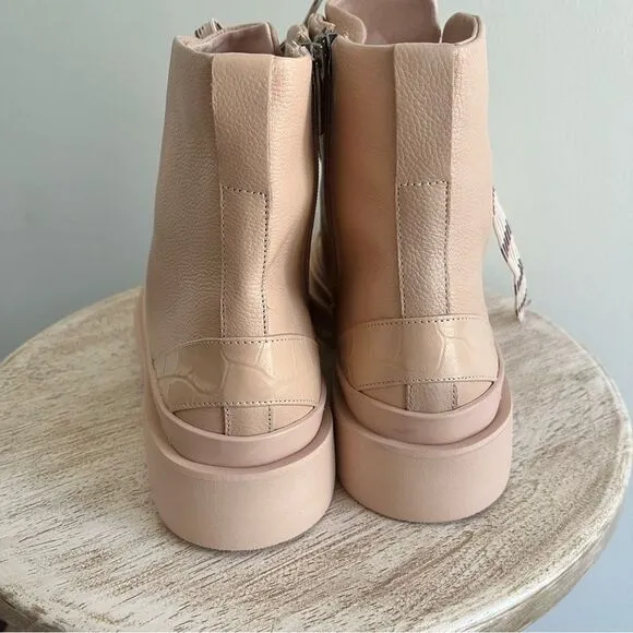 Vince Camuto Padded Insole Lug Lace Up Ankle Boots in Pink Sz 8.5 NWOB
