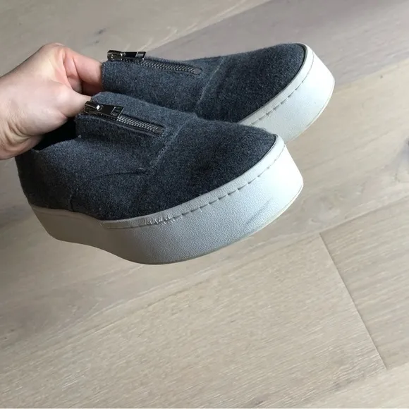 Vince Grey Knit Platform Warren Sneakers - Women’s 8