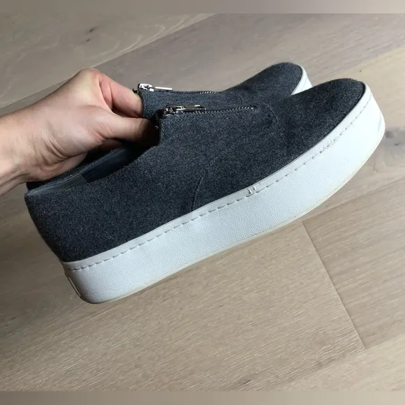 Vince Grey Knit Platform Warren Sneakers - Women’s 8