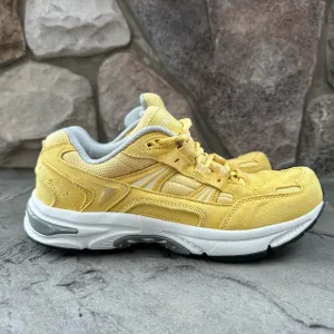 Vionic 23 Walk Comfort Lace Up Walking Sneakers Women's US Size 8 Yellow