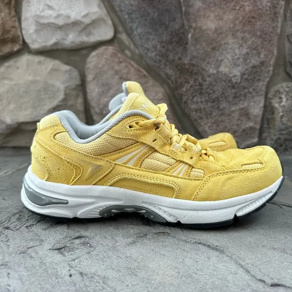 Vionic 23 Walk Comfort Lace Up Walking Sneakers Women's US Size 8 Yellow