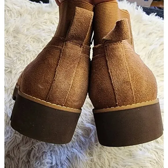 Vionic Brionie Chelsea Boot Monks Robe Suede 6 Wide NWOB