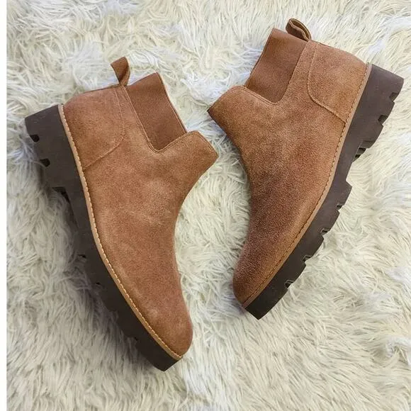 Vionic Brionie Chelsea Boot Monks Robe Suede 6 Wide NWOB