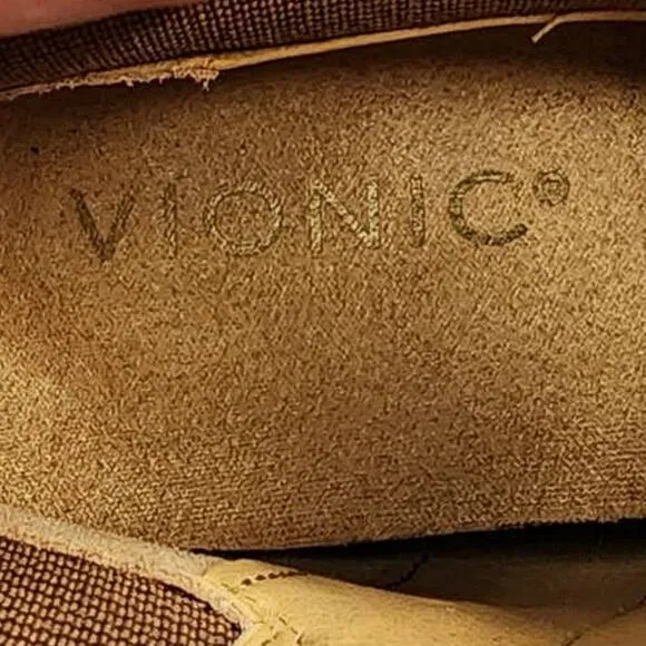 Vionic Brionie Chelsea Boot Monks Robe Suede 6 Wide NWOB