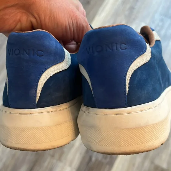 Vionic Elsa Women's blue suede leather Lace Up Casual Shoes size 8 sneakers